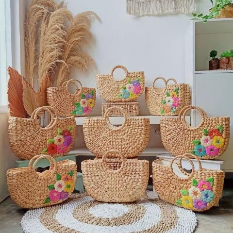 Women's accessories